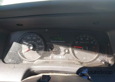 2008 Ford Crown Victoria Police/Police Interceptor z USA, uszkodzony, nr VIN 2FAFP71V98X154945